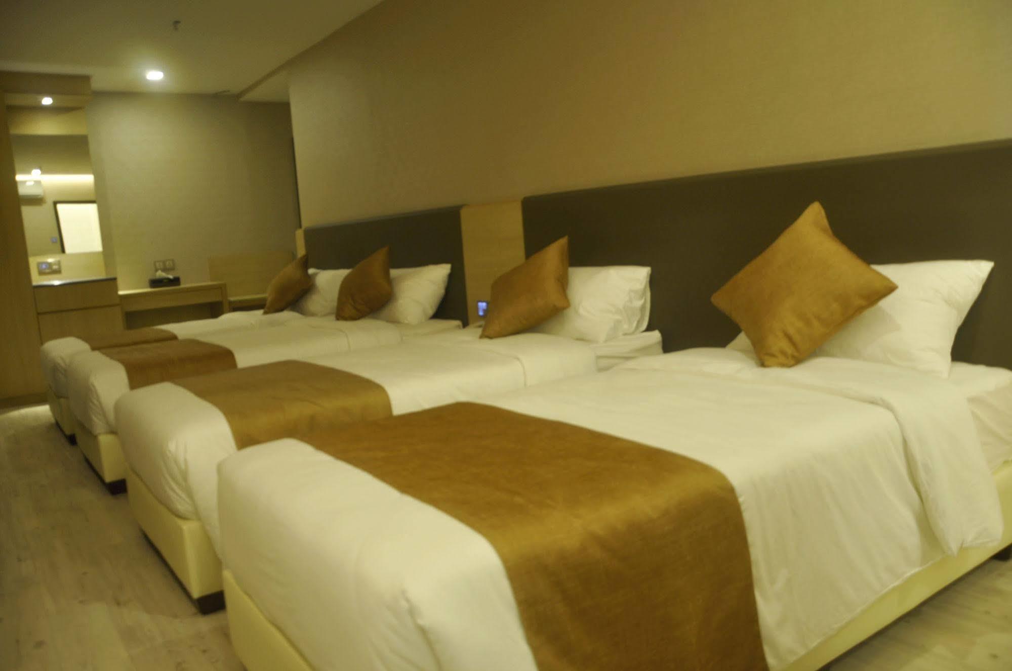 Geobay Hotel Джохор-Бару Экстерьер фото
